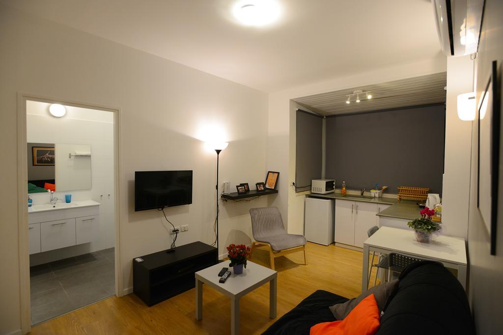 Arlozorov Bat Yam Beach Room photo