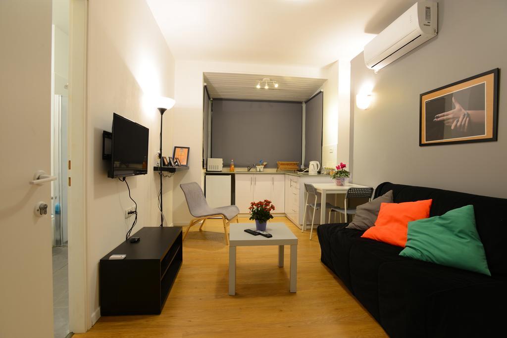 Arlozorov Bat Yam Beach Room photo
