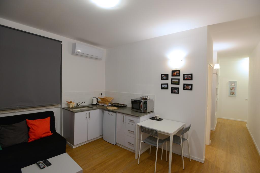 Arlozorov Bat Yam Beach Room photo